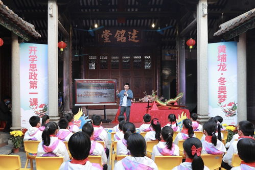 在成都王老师摄影中探寻摄影课程思政的独特魅力 在成都王老师摄影中探寻摄影课程思政的独特魅力