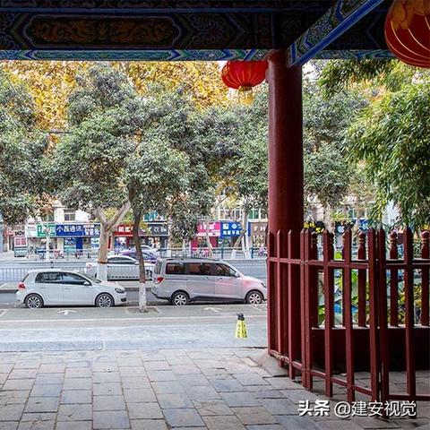 成都王老师摄影，点亮老年人的摄影梦想之旅