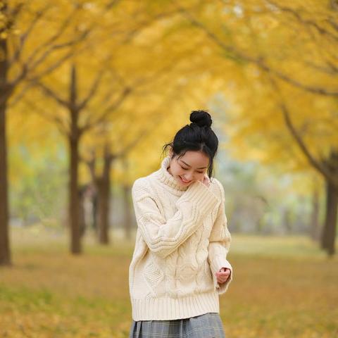 女生拍照姿势的摆法 女生拍照姿势的摆法