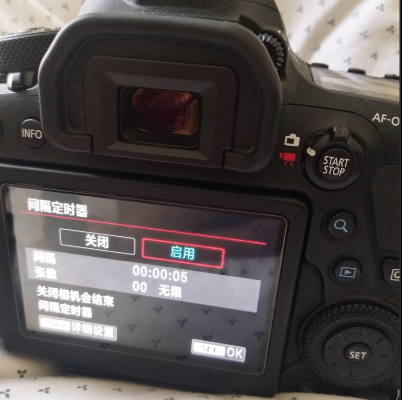 实时拍照显示时间地点的相机怎么办