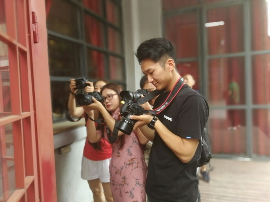 在成都王老师摄影，开启摄影业余培训的奇妙之旅