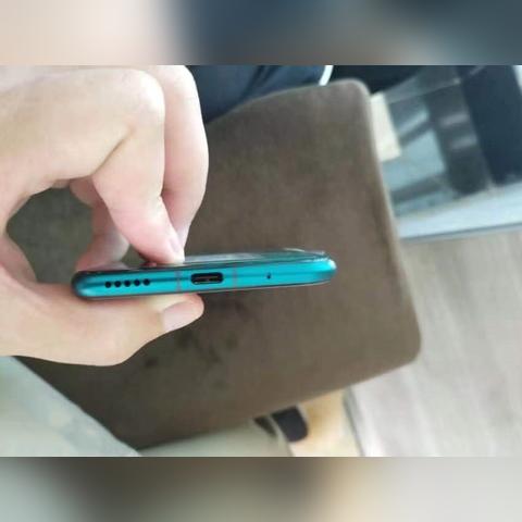 拍照好的手机2000块左右