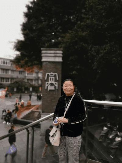 从上海到成都，摄影的奇妙之旅——成都王老师摄影的魅力