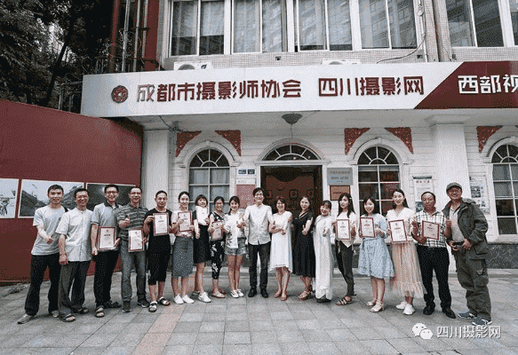 从邯郸到成都，在成都王老师摄影开启摄影培训奇妙之旅