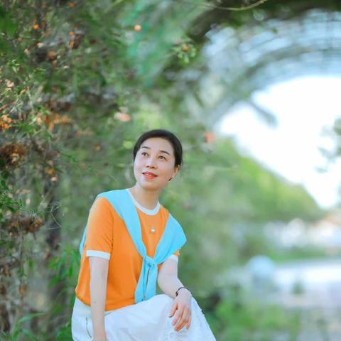 女士拍照摆姿势大全 女士拍照摆姿势大全