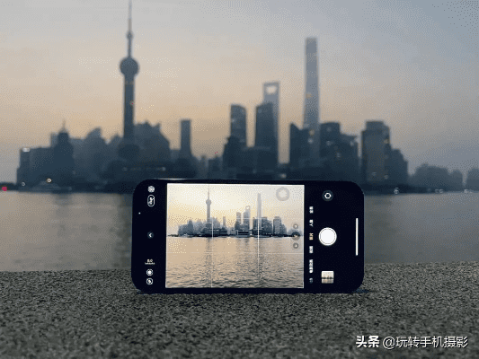 苹果手机如何拍照片带时间