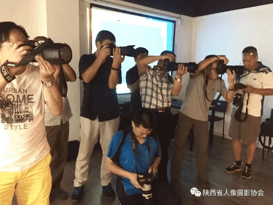 跟着成都王老师摄影，解锁新闻摄影课程的奇妙之旅