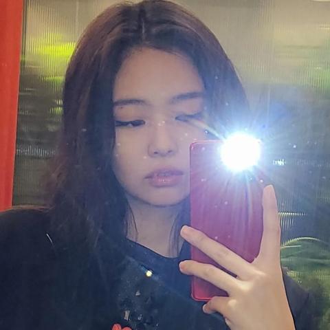 女生拍照站姿方法 女生拍照站姿方法