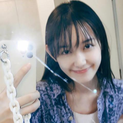 女生拍照站姿方法 女生拍照站姿方法