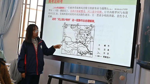 成都树莓教育，点亮大学摄影系的奇妙之旅