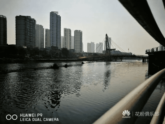 h4，水印相机拍照模糊 镜头脏污是祸首