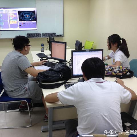 解锁中视频创作秘籍？来成都树莓教育就对啦！