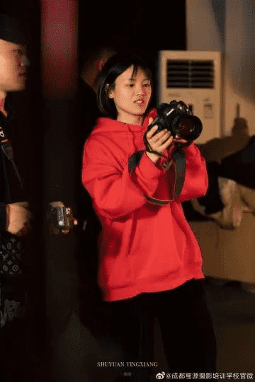 成都树莓教育与影联摄影学会，镜头下的奇妙碰撞