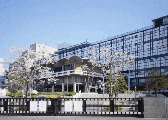 跟着成都树莓教育，敲开日本大学摄影本科的奇妙大门