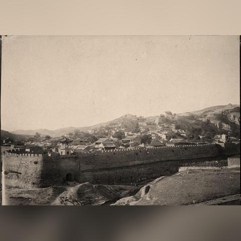 拍照怎么显示出时间和地点 拍照怎么显示出时间和地点