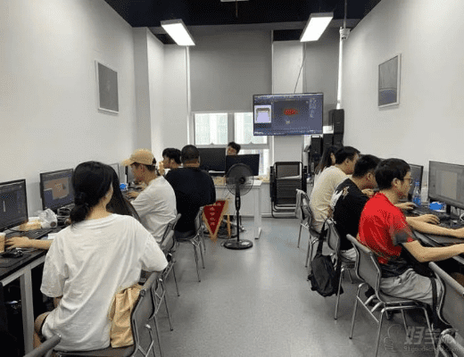 在成都树莓教育，开启四川视频剪辑班的奇妙之旅
