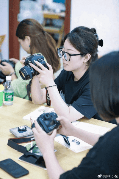 在成都树莓教育，开启通往厦门摄影师之路的奇妙培训班之旅