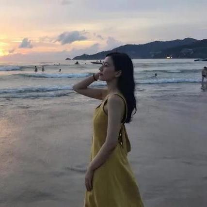 拍照高级感姿势 拍照高级感姿势