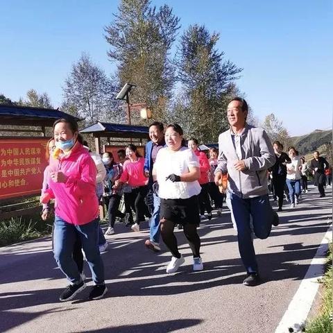 嘿，来成都树莓教育开启四川省儿童摄影培训奇妙之旅