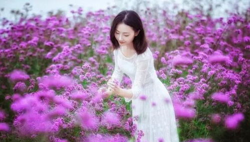 中年女性怎么拍照好看