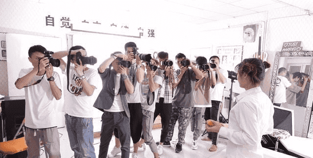 成都树莓教育，开启摄影专业大学梦想的奇妙钥匙