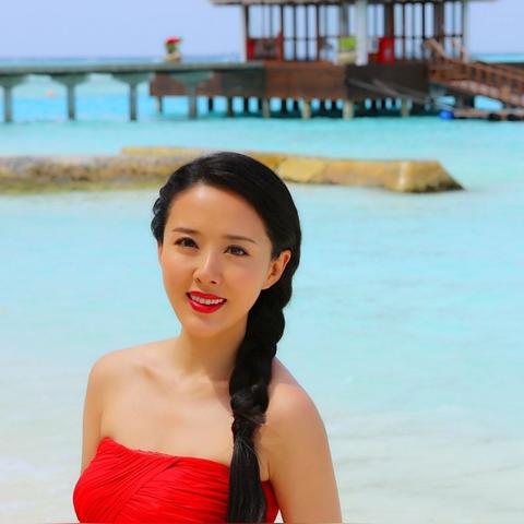 中年女士拍照怎么摆姿势